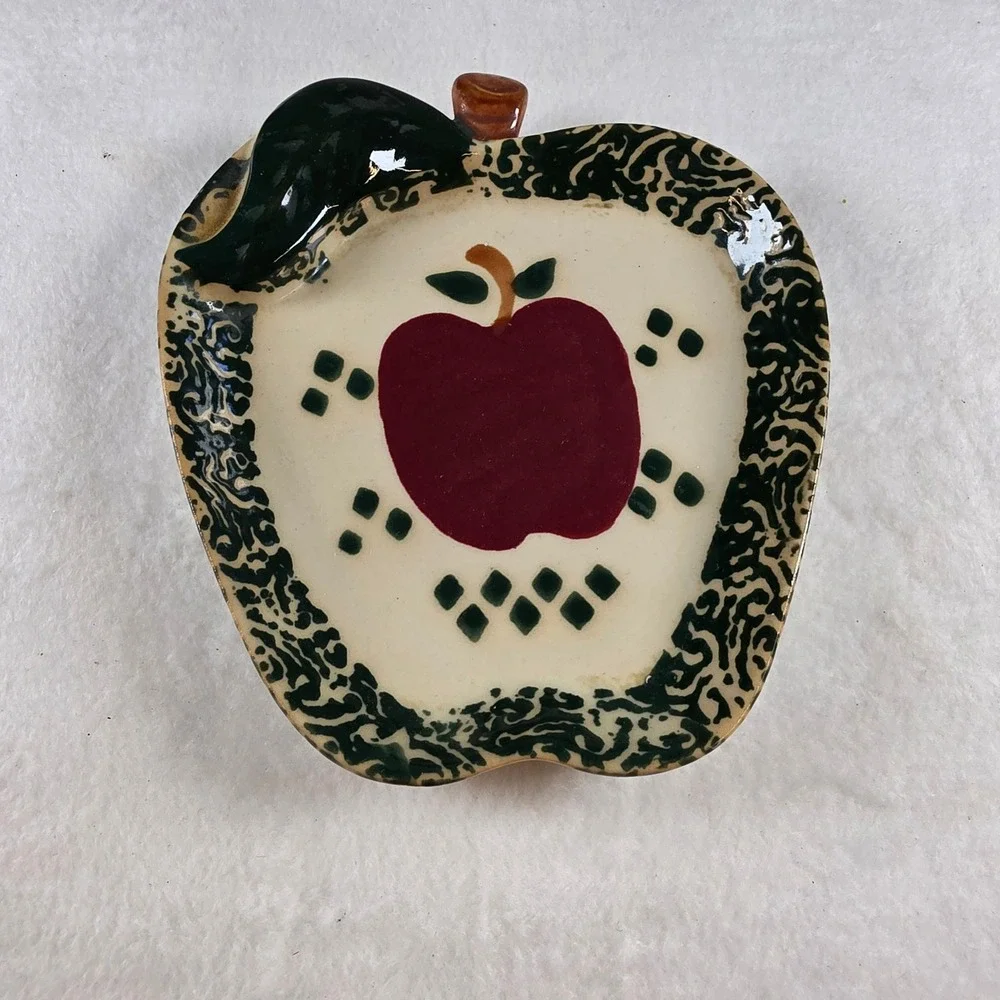 Apple Shaped Ceramic Trinket Dish Red Green Farmhouse Decor Small Plate 6 Inch‎